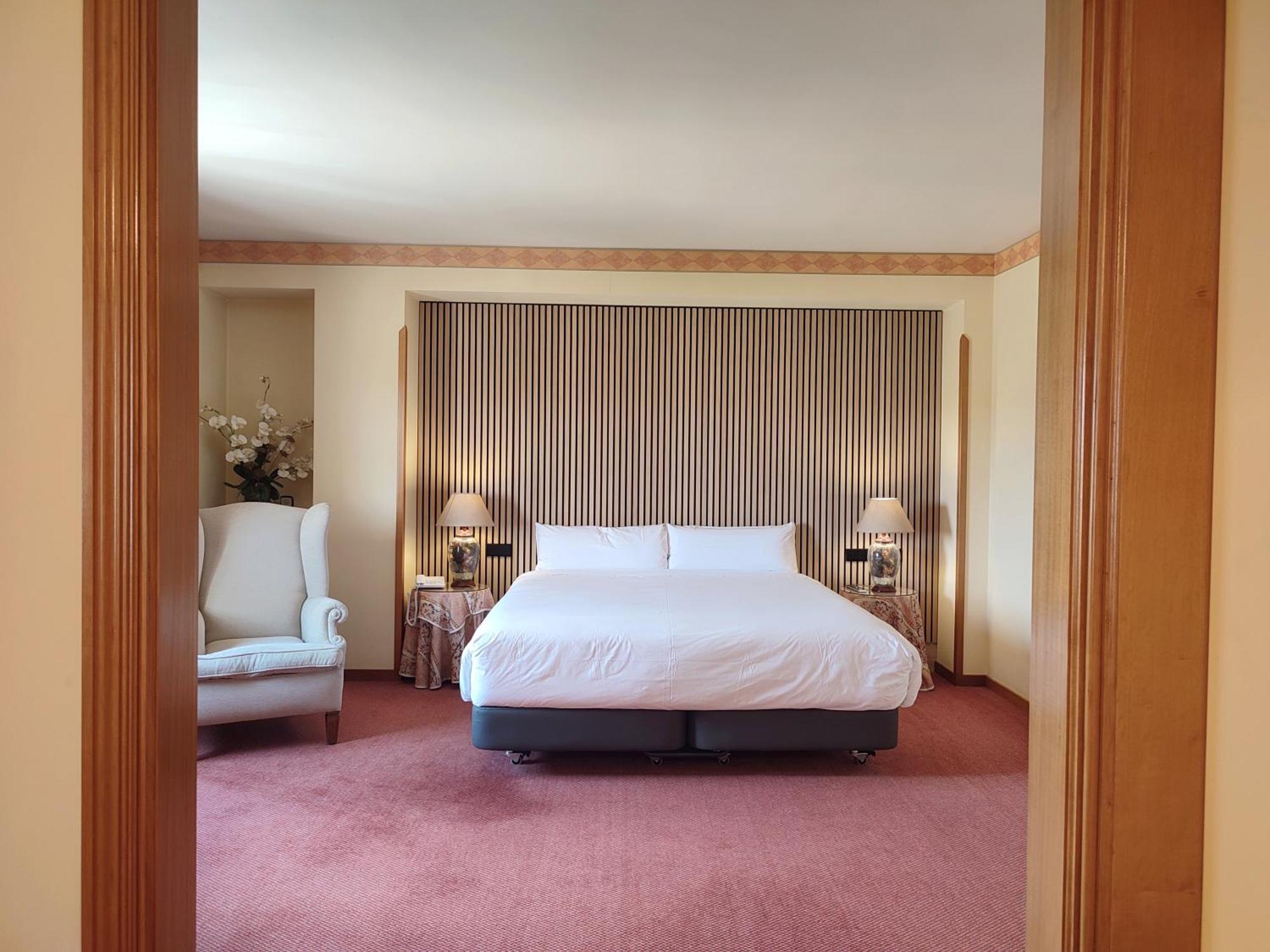 Hotel Sercotel Cuatro Postes Авіла Екстер'єр фото